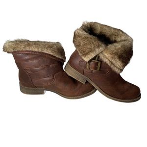 Austin Trading Company Woman’s Ankle Boots Booties Size 8